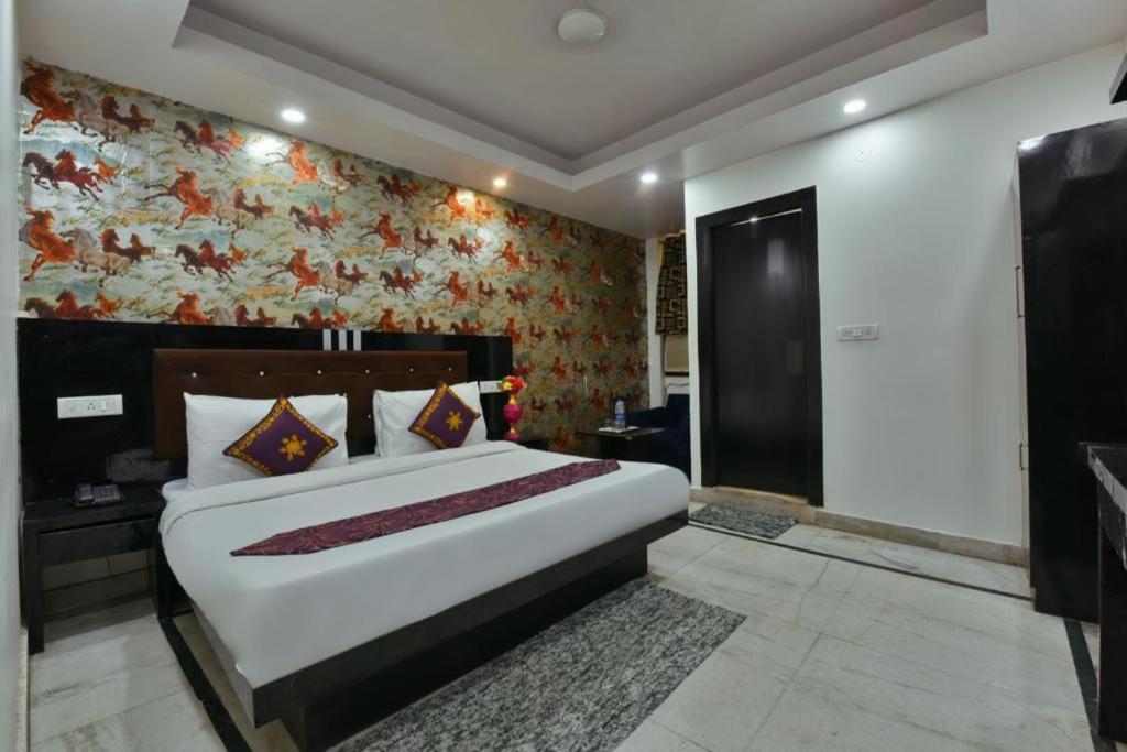 Hotel Shiva International Near By Igi Airport New Delhi Eksteriør billede