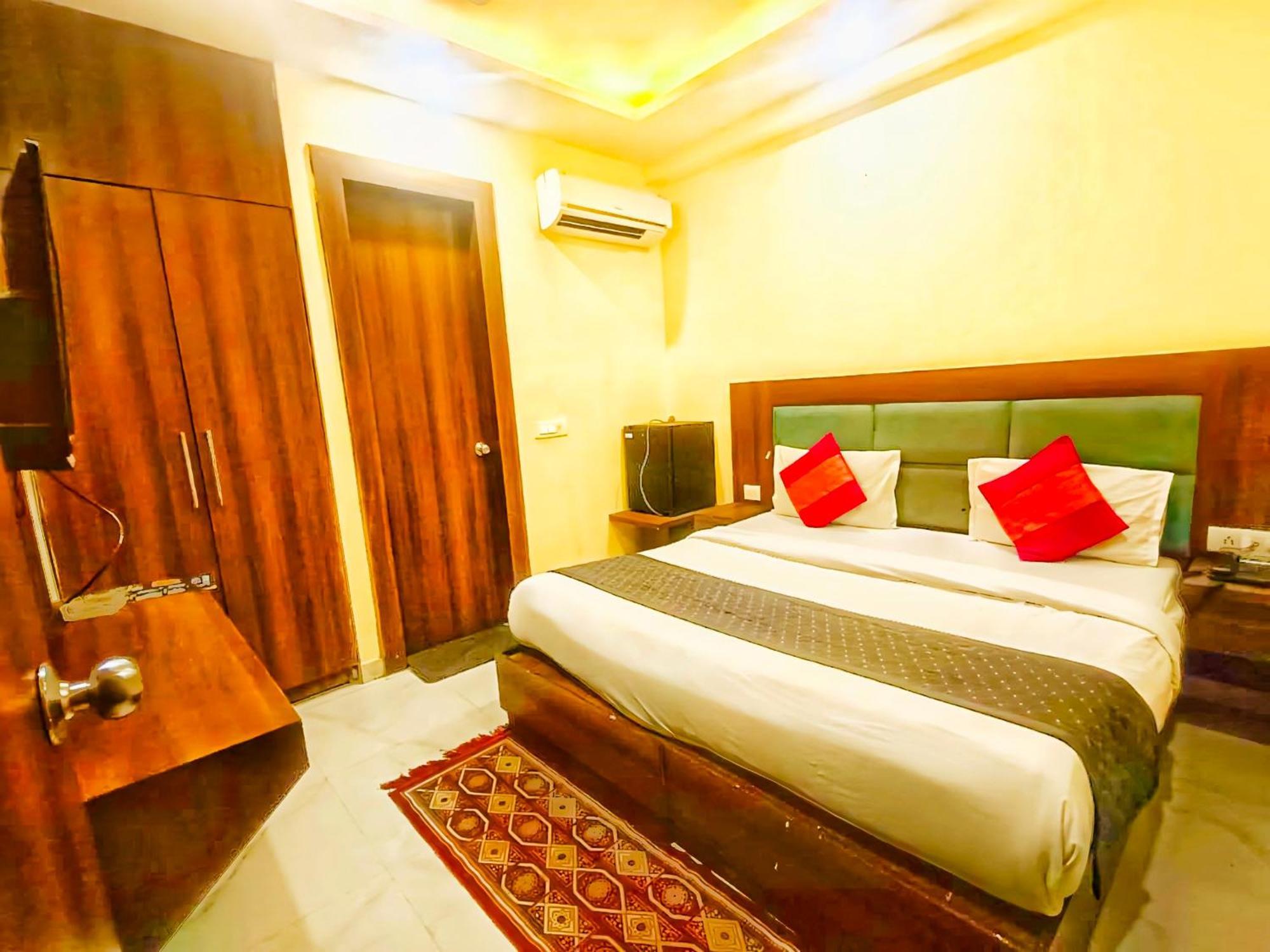Hotel Shiva International Near By Igi Airport New Delhi Eksteriør billede