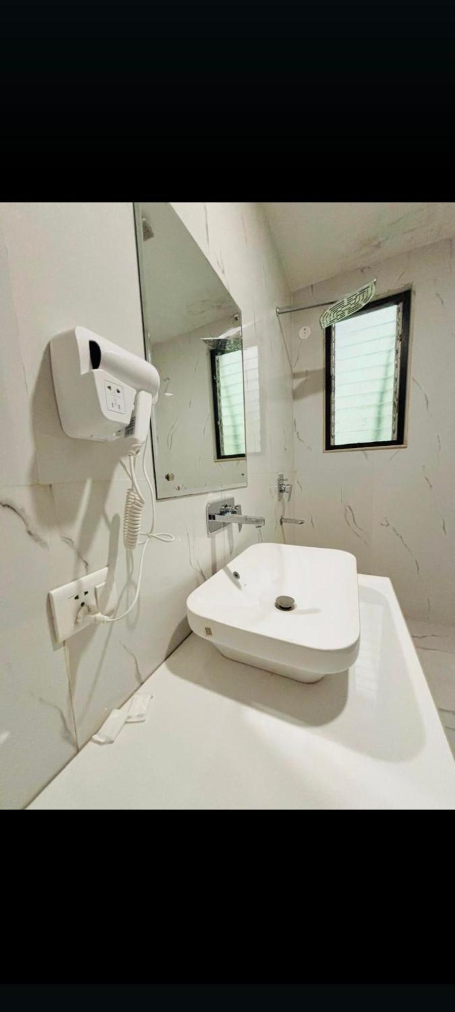 Hotel Shiva International Near By Igi Airport New Delhi Eksteriør billede